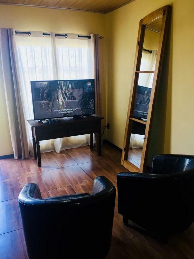 Hospedaje “ El Segoviano “ Carmelo Exterior foto